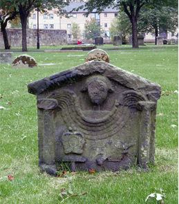 18th Century Headstone, courtesy of http://www.thegovanstones.org.uk/timeline.html.